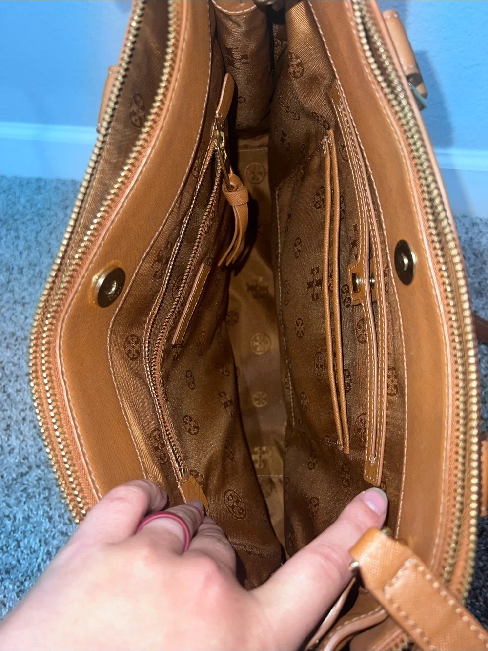 Tory Burch Robinson Double Zipper Tote Leather Bag